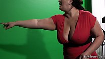 video грудастая пышка в нейлоне скачет на неверном хуе sex