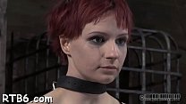 video брюнеткакаммодель глубоко заглатывает свой дилдо новое sex