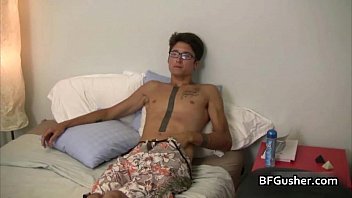 video бесплатно гей клипы дэмиен получать его гей гей порно sex