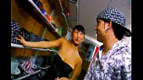 video 店で犯されたレギンスの巨乳アジア人痴女 sex