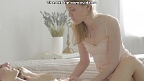 video обе порнозвёзды ева и зарина достигают сильного оргазма sex