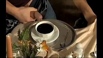video вы хотите добавить молоко в кофе это вкусно хотите молока в кофе брать sex