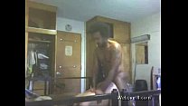 video 凶悪犯は素敵なブルネットのストリッパーをファック sex