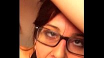 video симпатичную девушку сковывают наручниками и трахают в рот sex
