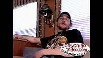 video ブルースは素晴らしいノーカットのコックと本物のジューシーなにじみ出る尿道球腺液を持っています sex