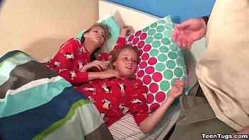video тт двойная дрочка тинки в видео от первого лица sex