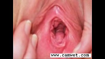 video ホットナースが足を広げて膣を見せて sex