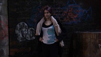 video 恥ずかしがり屋の十代の点滅するインドのベイビーzarinamasoud sex