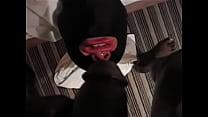 video 黒いチンポが痴女の口の中で放尿 sex