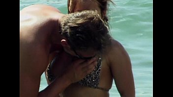 video метро молодые мокрые и дикие 02 сцена 2 sex
