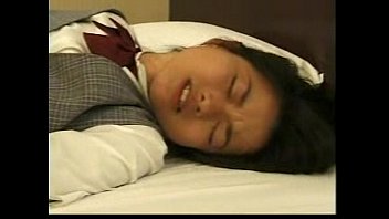 video アジアの女子高生三人組 sex