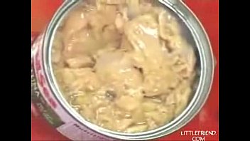 video 彼らの食物と一緒に絶頂を食べる雌犬 sex