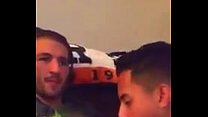 video гетеро позволяет своему другу отсосать у нее sex