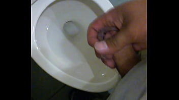video quick jerk in a cstore restroom sex