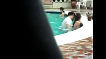 video gordinho metendo na piscina колумбийская пара застукала за сексом в публичной какашке sex