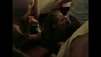 video パーティーでフェラをする素敵な女の子 sex
