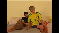 video ロシア息子とアジアの成熟した sex