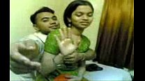 video 新年のホットビデオでセックスをしているインドのカップル sex