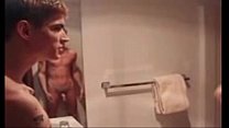 video 最大のソルバで自慰行為をしているゲイの男の子wwwarquivoglscom sex