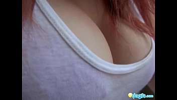 video грудастая рыжая эмо трахается с дилдо в душе sex