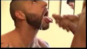 video jonathan agassi дает вкусняшку sex