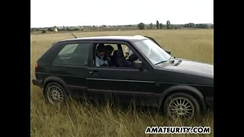 video юная подруга в тройничке на улице с камшотом на лицо в любительском видео sex