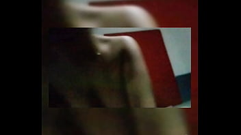 video オープンパート1で猫を食べる十代の若者たち sex