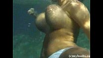 video грудастая лесбиянка под водой sex