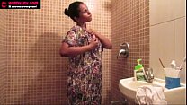 video любительские индийские красотки секс лилия мастурбация в душе sex