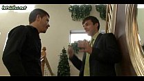 video 嫌いな人を舐め肛門を持っている十代のゲイ sex