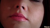 video удивительно красивая девушка трахается со стариком в сауне sex