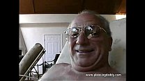 video アイリスは老人ジェシーに喉を犯される sex