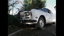 video 車の中で金持ちの雌犬とのセックス sex
