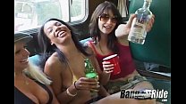 video четыре грудастые девушки в удивительной оргии в фургоне sex