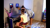 video две лесбиянки пачкаются в офисе sex