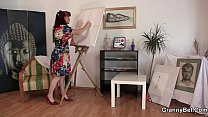 video возбужденная дама скачет на свежем члене sex