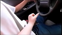 video жена учит подростка водить машину играя с его членом и заставляет его кончить огромным sex