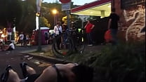 video публичная моча во время уличного фестиваля часть 6 sex