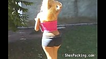 video 公の場で3pをしているニューハーフ sex