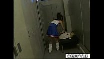 video японскую школьницу трахнули в раздевалке sex