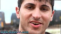 video мужчина кончает на публике гей в укромном месте так случилось что это sex