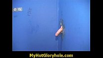 video возбужденная девушка анонимно сосет свой первый большой белый член sex