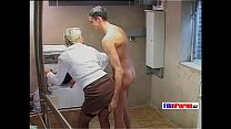 video une ménagère désespérée à baiser sex