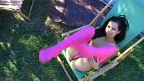 video мокрая тинка kiki18 дрочит свою сладкую киску у бассейна sex