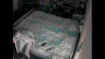 video la mia moglie polacca guarda il porno e si masturba sex