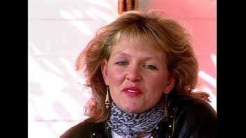 video juliareavesproductionsnassespaltenシーン4ビデオ1ブルネットハードbigtitsフェチセクシー sex