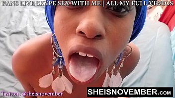video 내 새 아빠가 내 입에 그의 성기를 밀어 넣은 다음 sheisnovember라는 이름의 내 얼굴 근접 촬영을 사정하고 큰 자연의 가슴과 젖꼭지로 입으로 입으로 알몸으로 무릎을 꿇고 큰 성기를 빠는 동안 sex