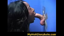video コックを吸っている黒いベイビーグローリーホールのイニシエーション32 sex