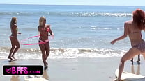 video великолепные крошкисерфингисты трахаются со спасателем sex