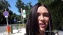 video русская крошка трахается в лесу в любительском видео sex